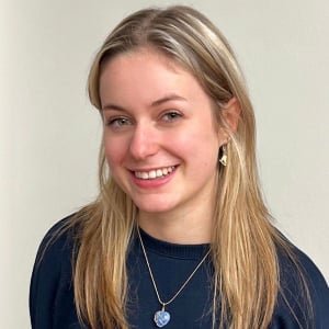Foto der Online-Nachhilfelehrerin Leonie Krüger