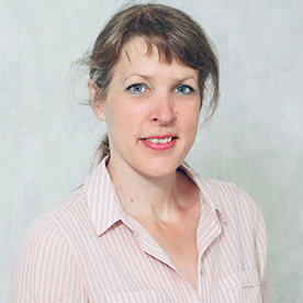 Frau Jessica Lanser