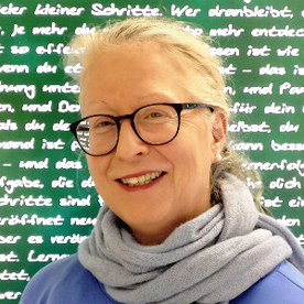Katrin v.d.W. ist unser Nachhilfelehrer-Coach in Hirschaid und gibt Nachhilfeunterricht für Grundschüler und Deutsch